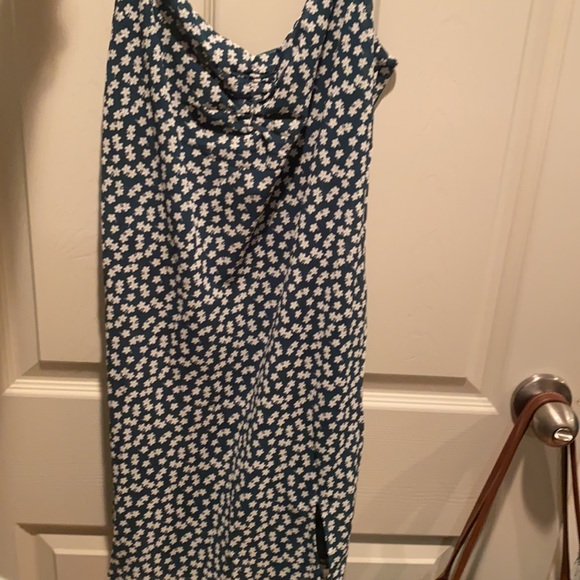 Princess Polly Green Dress - Picture 3 of 4